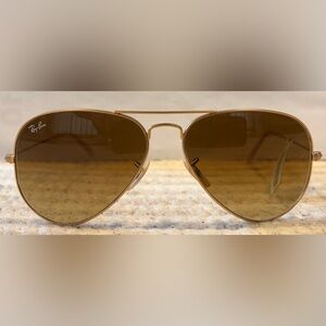 Ray-Ban RB3025 Aviator Classic